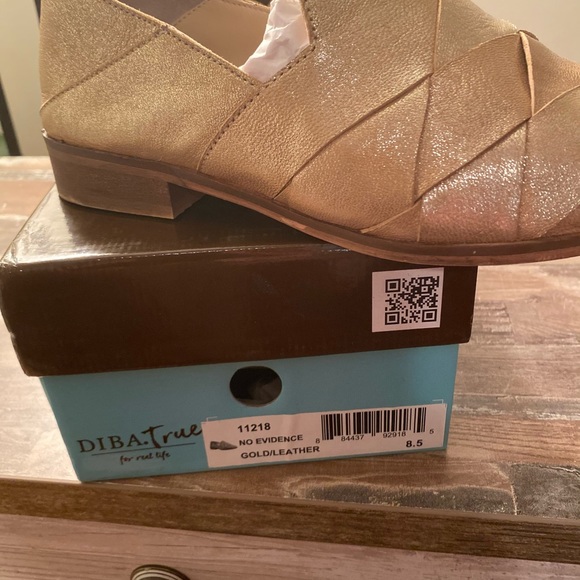 Diba True slide on - Picture 4 of 4